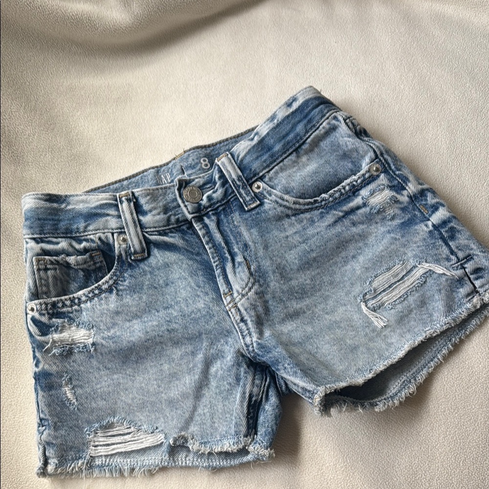 GAP kids low stride short